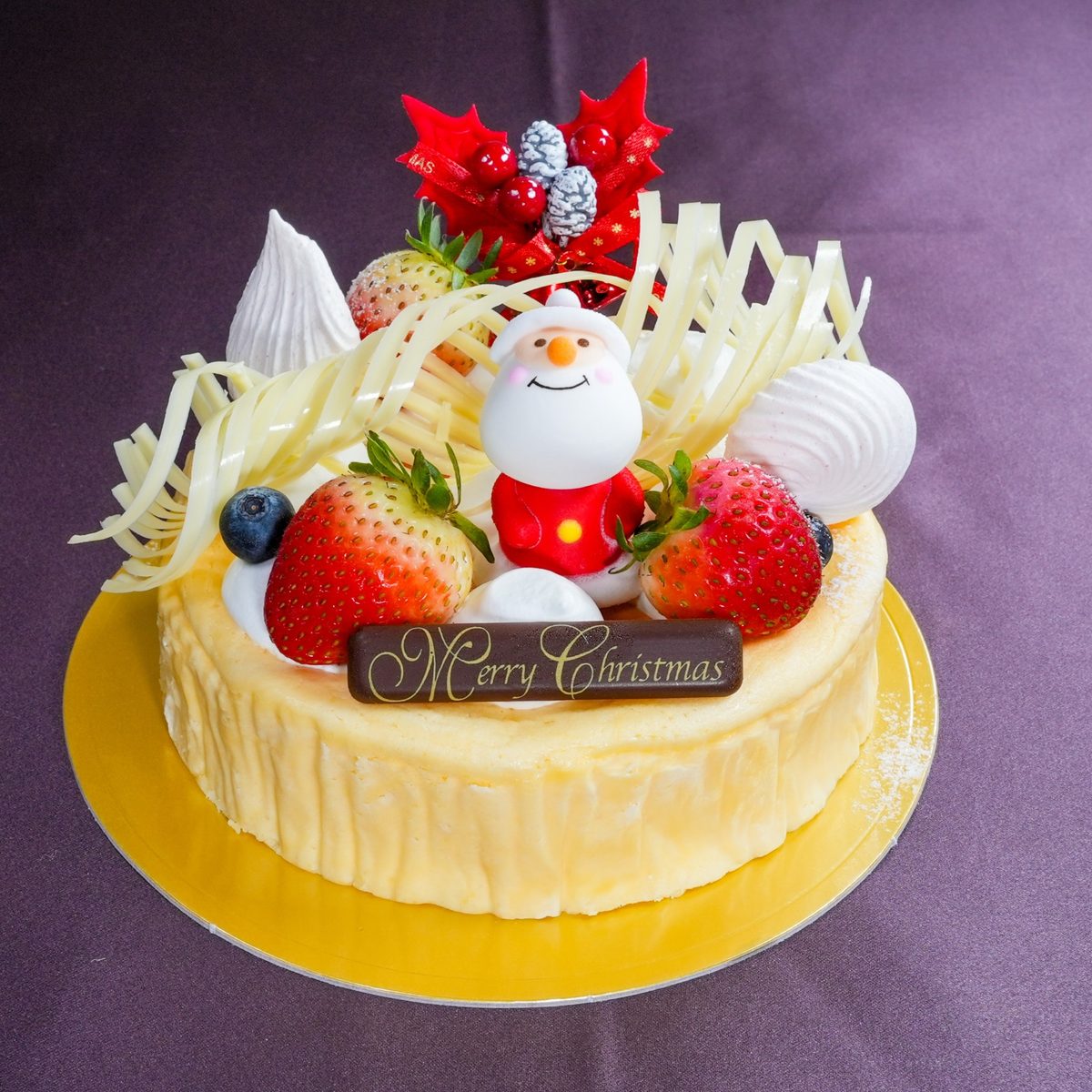 プティスリールのクリスマス仕様に飾ったX’masチーズスフレ